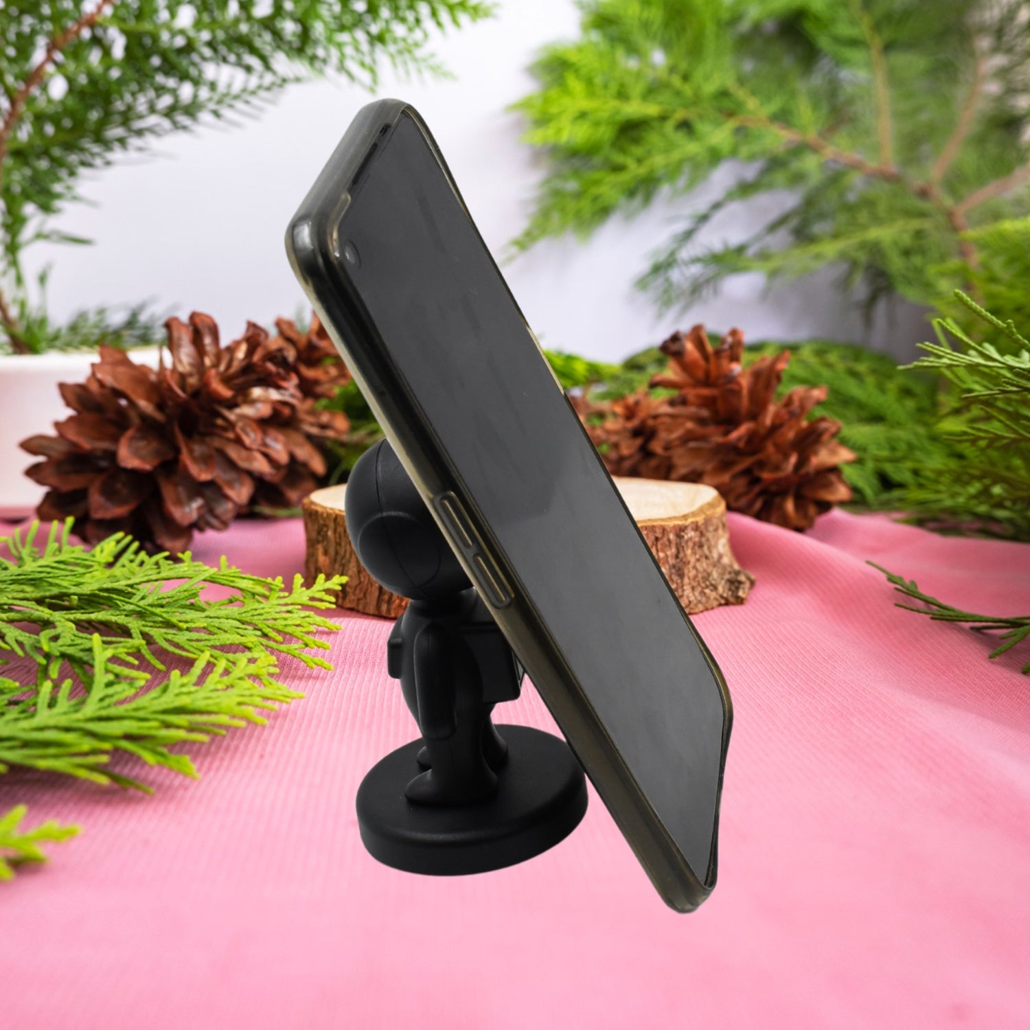 Magnetic Mobile Phone Holder, Cartoon Version of Astronaut Car Holder, Suitable for Car Dashboard, 360° Rotating Magnetic Mobile Holder, Compatible with All Smartphones (1 Pc) Magnetic Mobile Phone Holder, Cartoon Version of Astronaut Car Holder, Suitable for Car Dashboard, 360° Rotating Magnetic Mobile Holder, Compatible with All Smartphones (1 Pc)